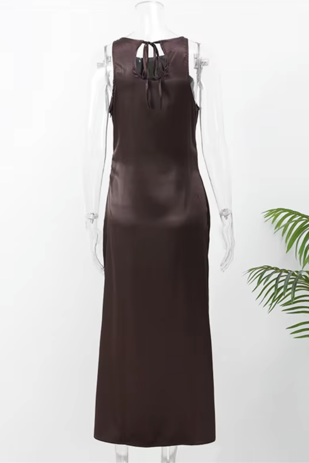 Womans Chic Sleeveless Satin  with Round Neck Maxi Dress