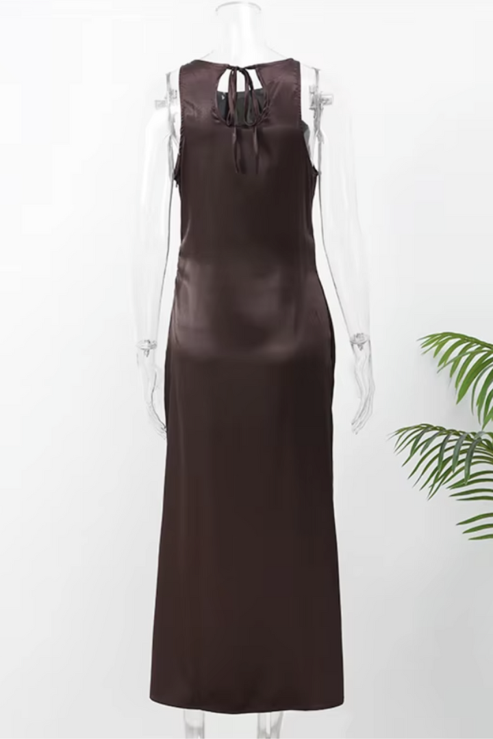 Womans Chic Sleeveless Satin  with Round Neck Maxi Dress