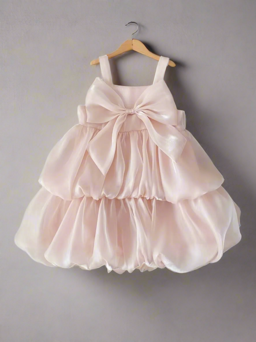 Girls Pink Princess  Elegant Satin Bow Balloon Dress