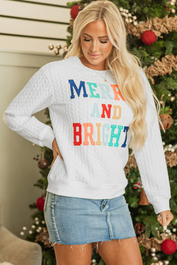 Fröhliches und helles Weihnachtspullover-Sweatshirt mit Zopfmuster