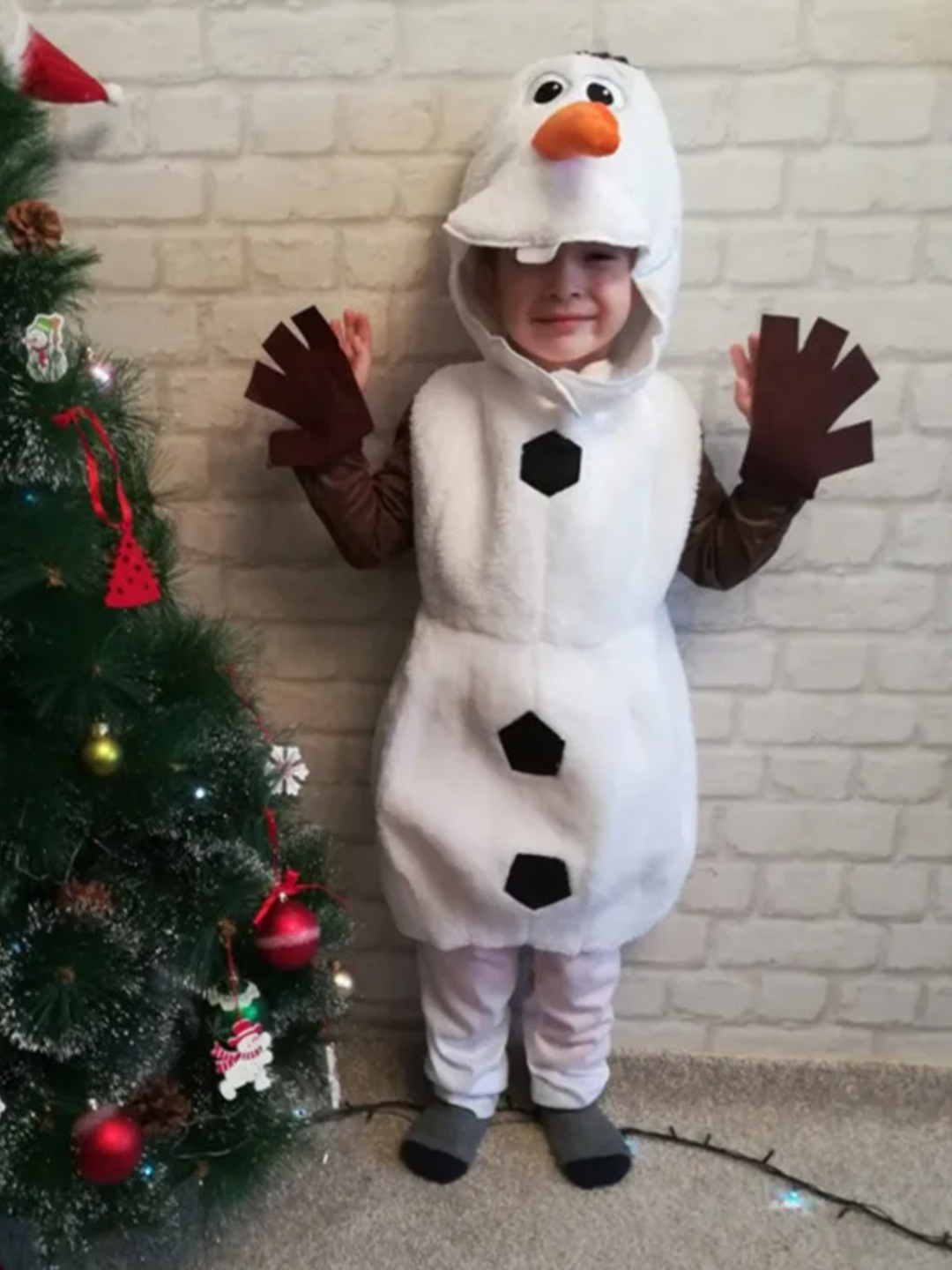 Adorable Snowman-Inspired Kids Halloween Costume