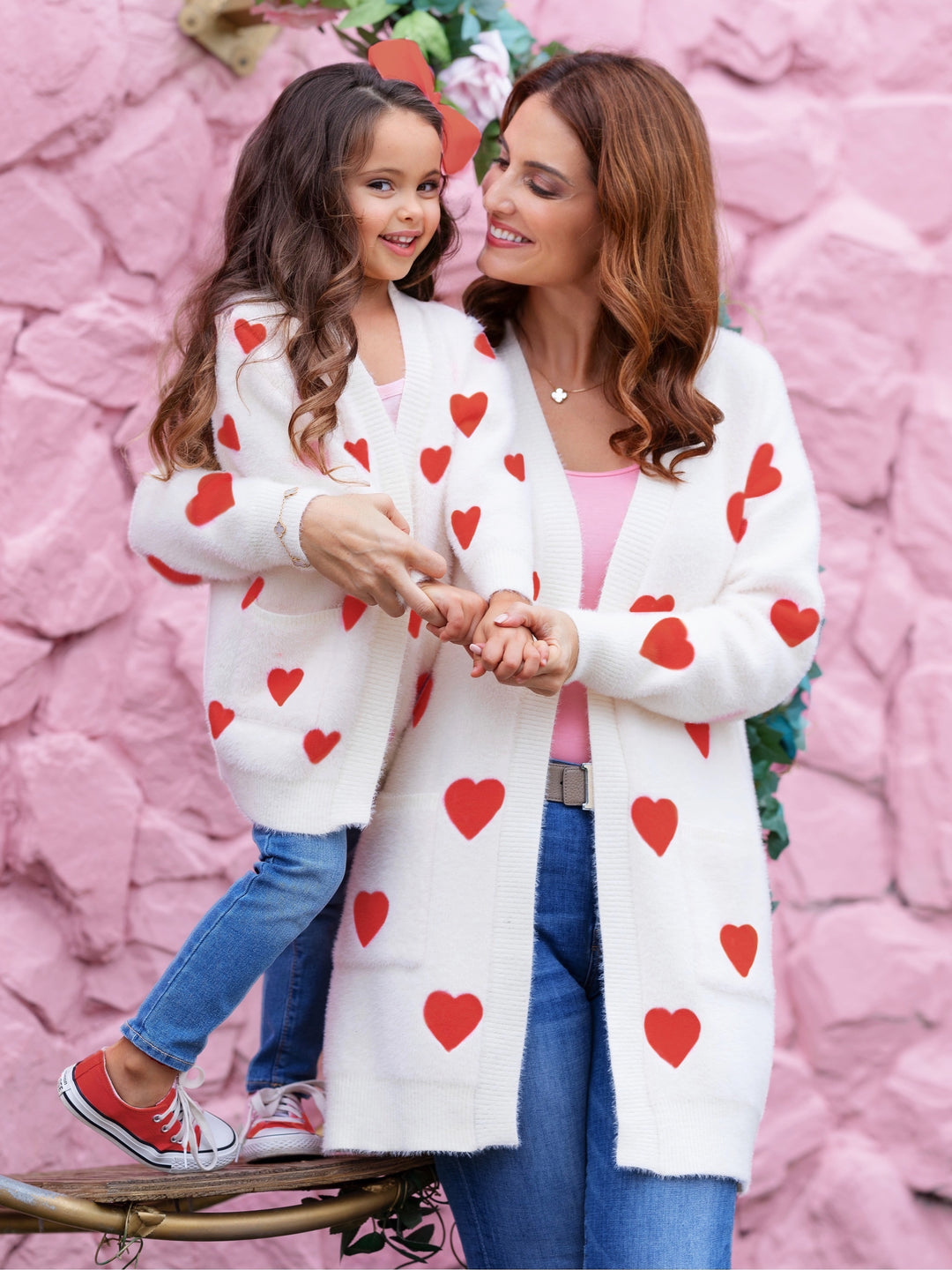 Übergroße Strickjacke „Mommy and Me I Love You Lots“ mit Herzmotiv