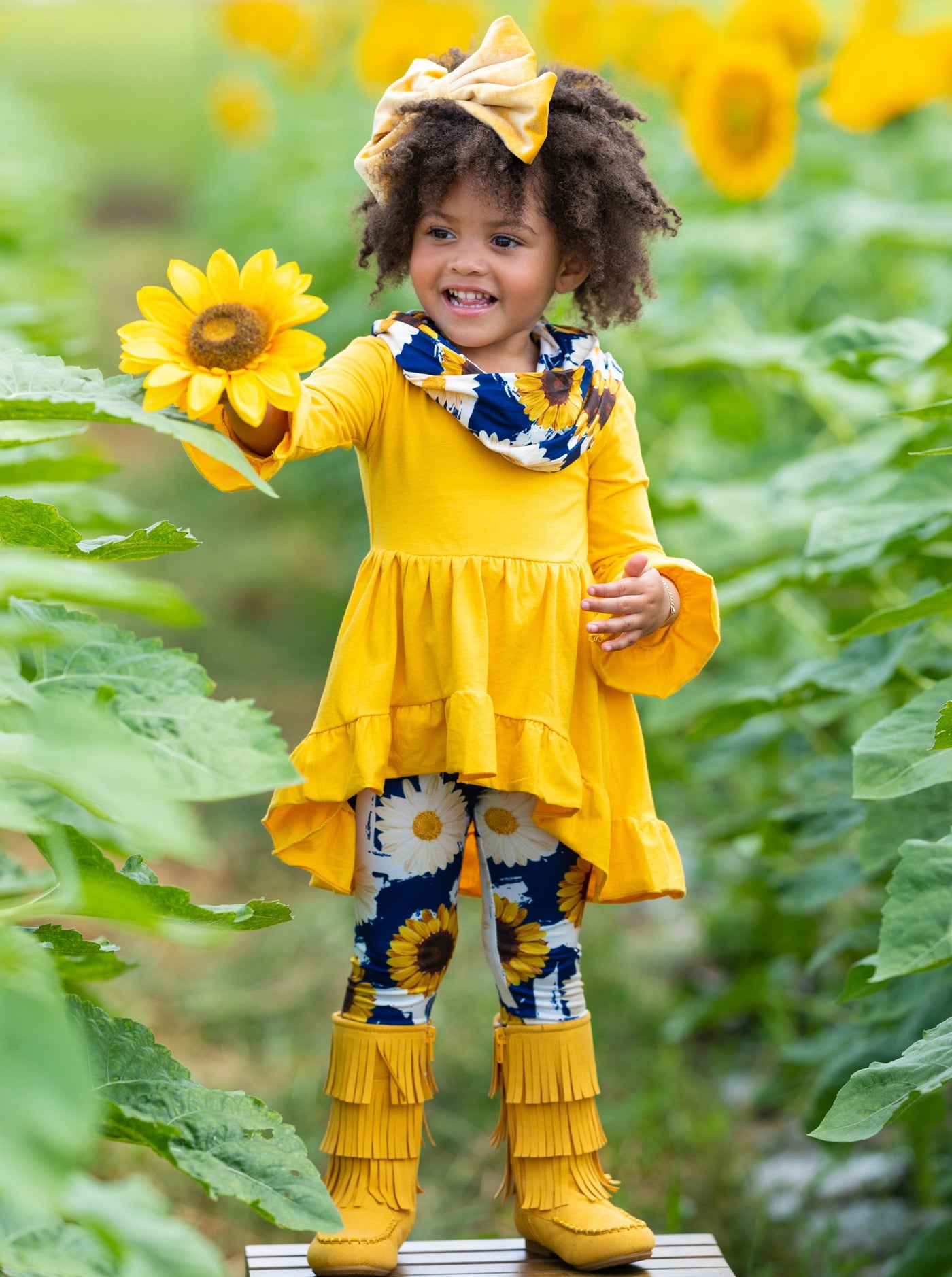 Cute Outfits For Girls  Fall Sunflower Top & Patched Jeans Set – Mia Belle  Girls