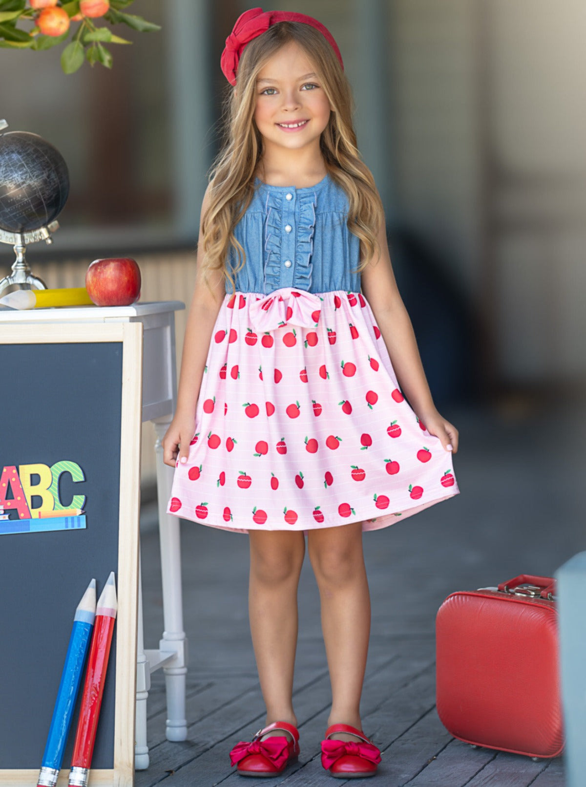 Makena lane size 5 back to school apple good dress