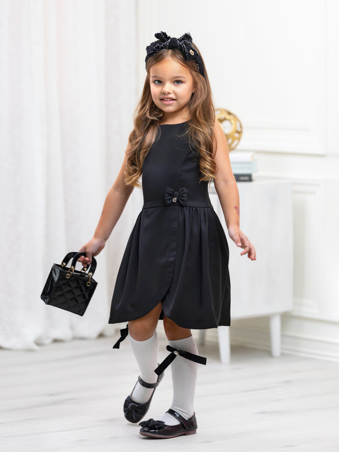 Schwarzes Uniformkleid mit Tulpensaum für Mädchen von Kids Couture