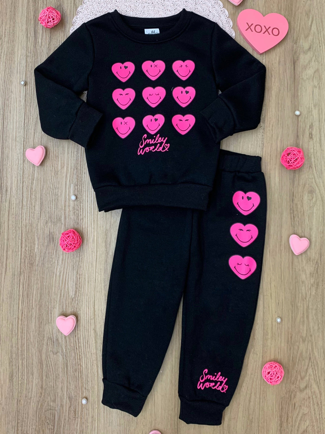 SmileyWorld Love Struck Sweatshirt & Jogger Set