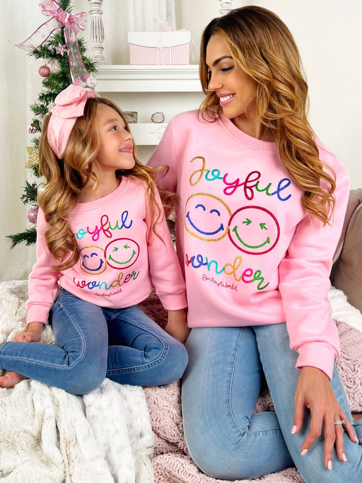 SmileyWorld – Sweatshirt mit Rundhalsausschnitt „Mommy and Me – Joyful Wonder“