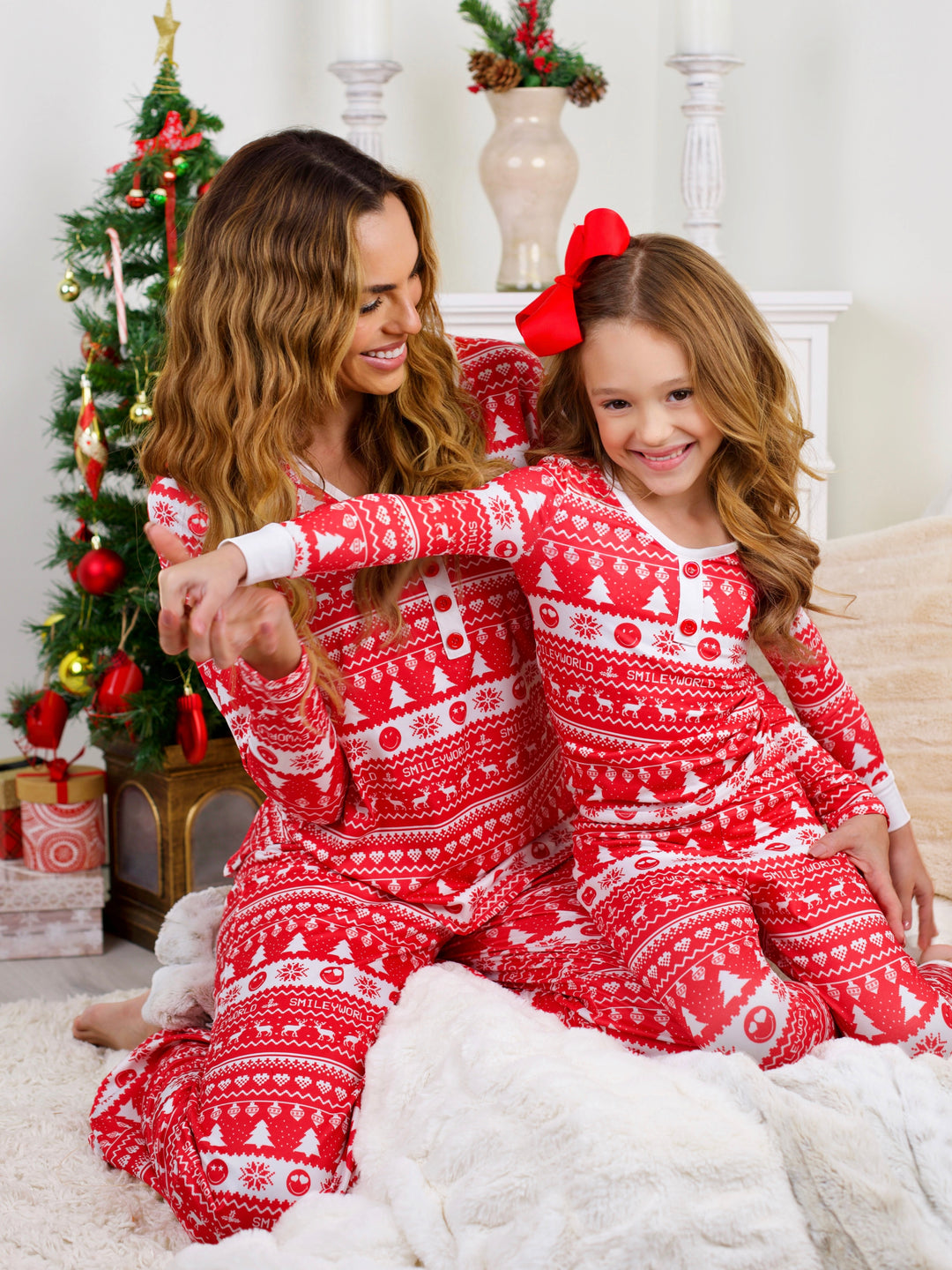 SmileyWorld – Pyjama-Set „Mommy &amp; Me“ mit Weihnachtstraditionen