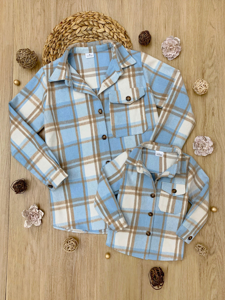 „Mommy and Me“ Flanell-Hemdjacke in Blau und Hellbraun mit Karomuster