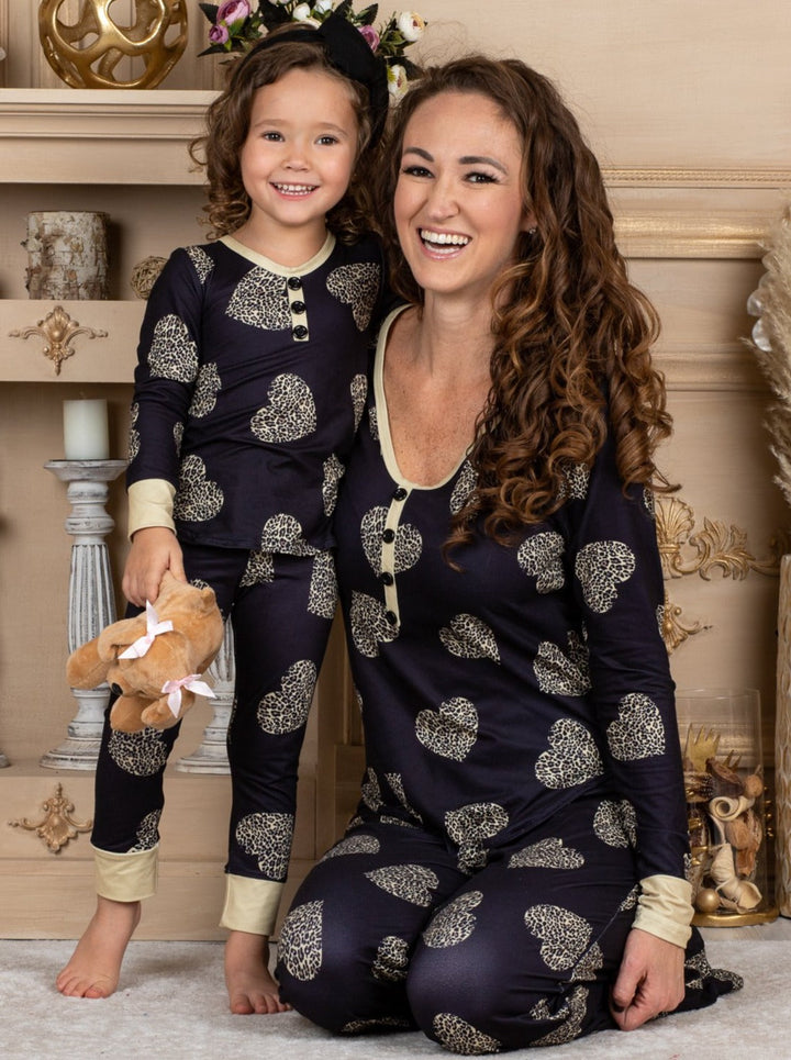 Mommy and Me Matching Pajamas | Leopard Heart Print Pattern Pajama Set