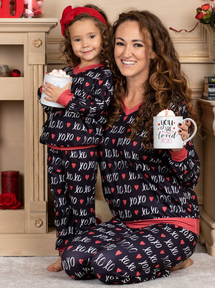 Mommy and Me Matching Outfits | XOXO Loungewear Set | Mia Belle Girls