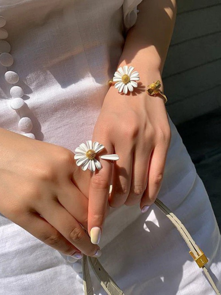 Mia Belle Girls Daisy Flower Ring | Girls Accessories