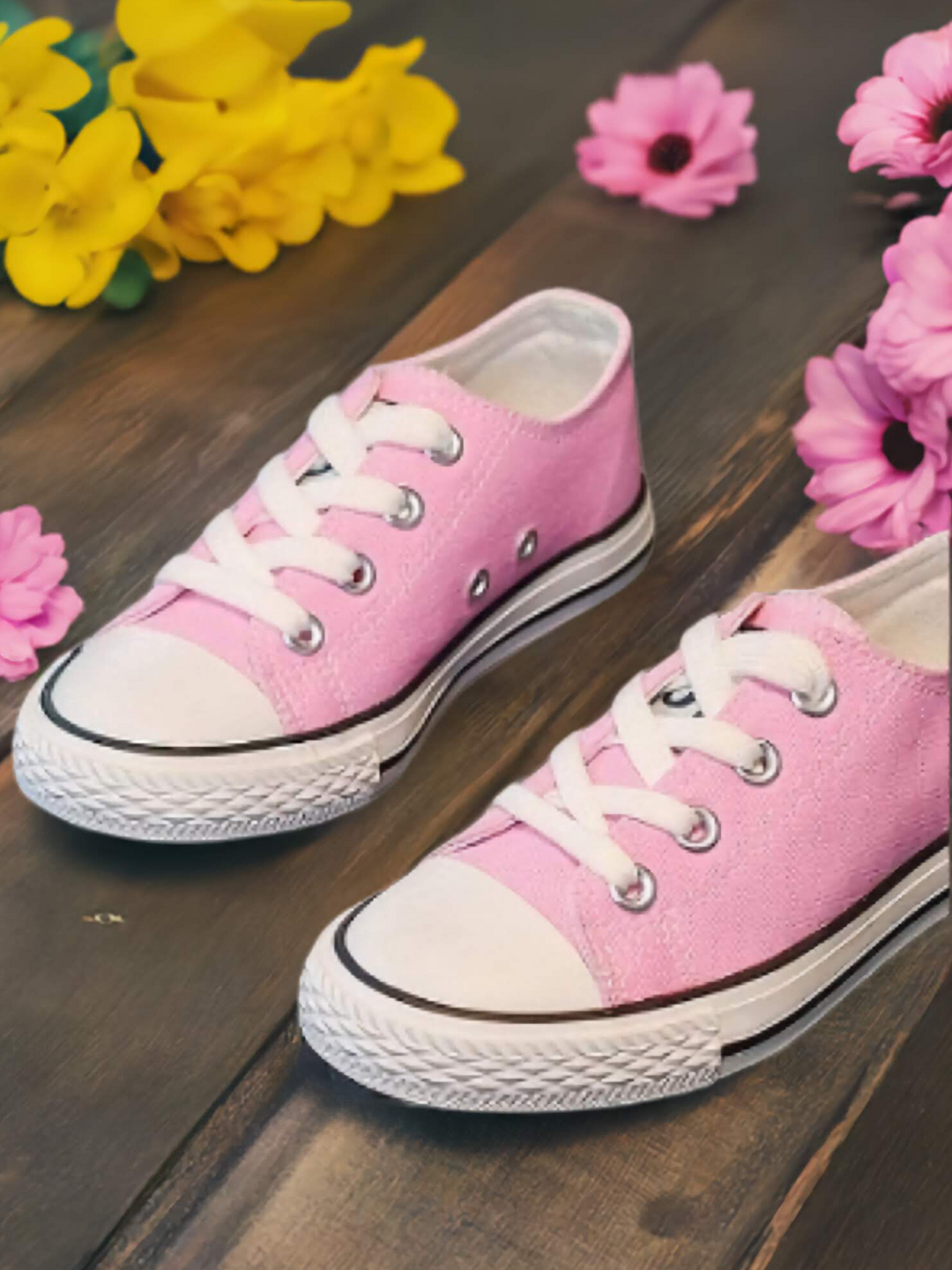 Girls Casual Low Top Canvas Sneakers By Liv and Mia