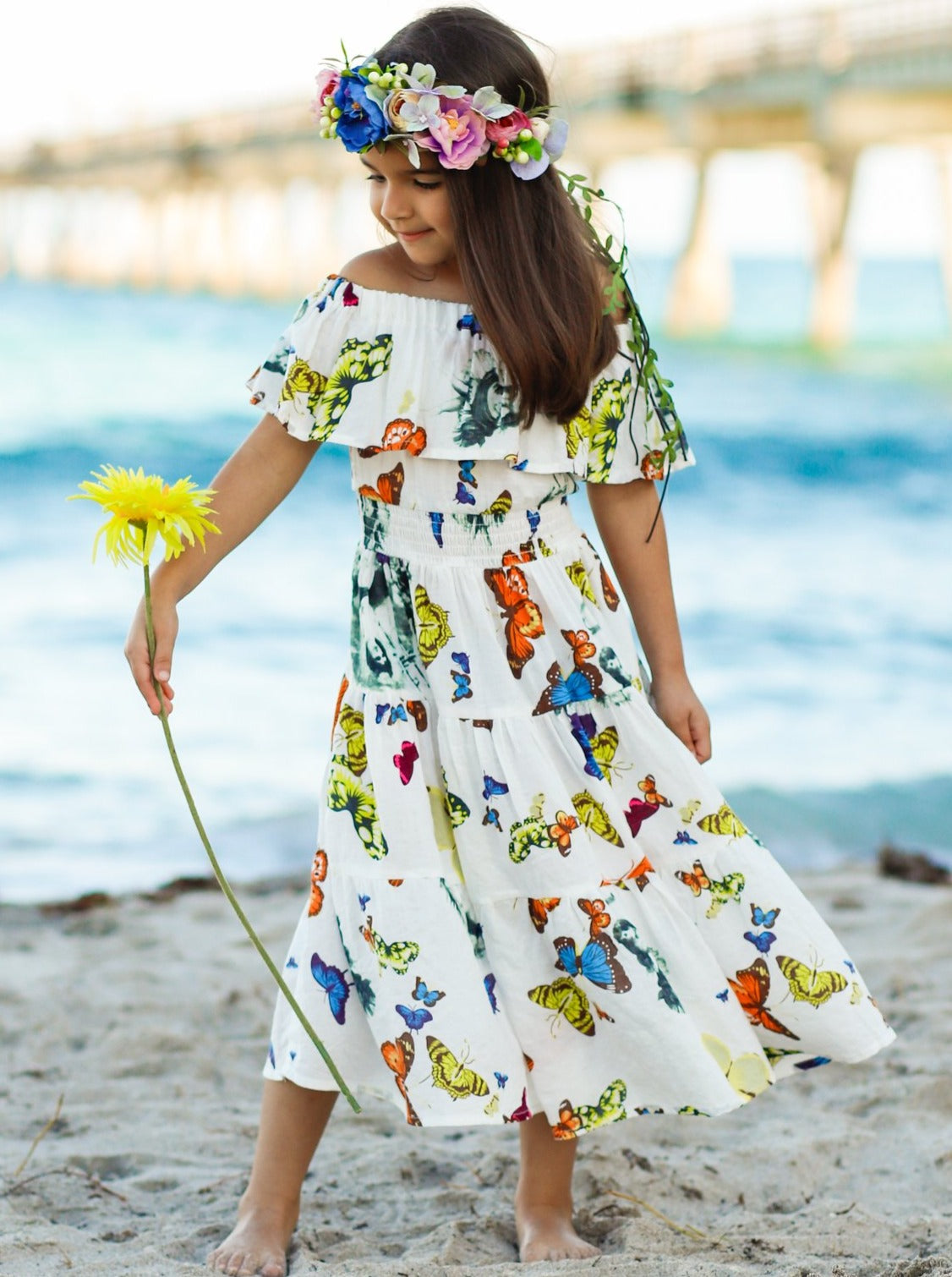 Beach dress girl hotsell