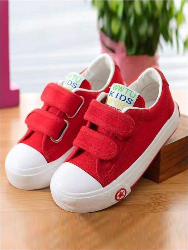 Girls Black and Red Canvas Shoes, Size: 38-45