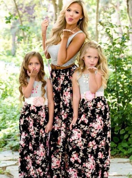 Mother & Daughter Matching Outfits Ideas | Mother daughter dresses  matching, Mother daughter matching outfits, Mom and baby dresses